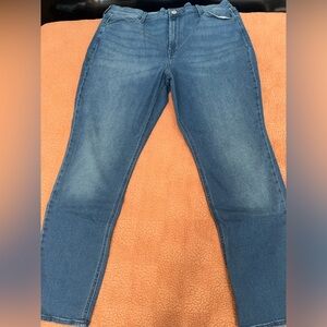 Old Navy Wow Straight Jeans